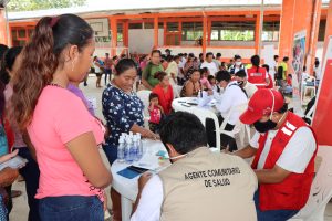 Población vulnerable de Puinahua accedió a servicios esenciales